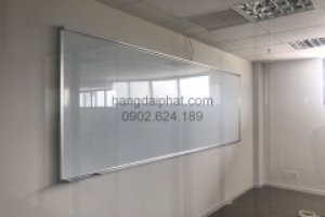 Dịch vụ cung cấp và lắp đặt bảng từ trắng tại quận 5