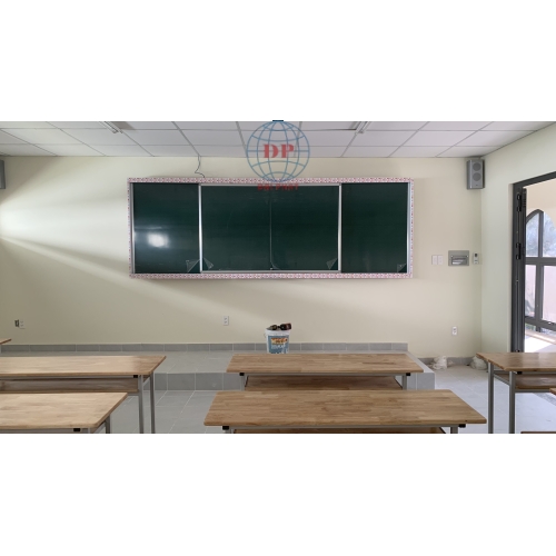 Bảng trượt ngang viết phấn
